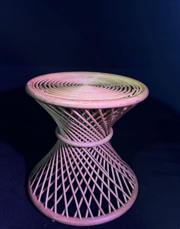 tr table Traditional Table